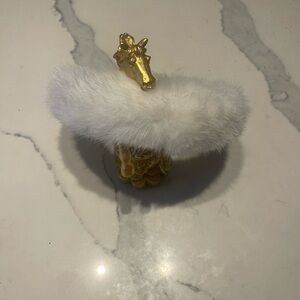 Luxurious Gorgeous Real Mink Fur Hair Band – White Color
Beautiful • Soft • New